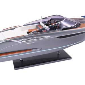 Riva Rivamare („Grey Shark“)